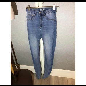 Jeans stuprör XS - Lager 157 jeans, XS. 