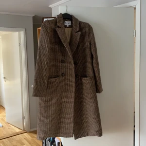 Rutig kappa NAKD - Rutig kappa från nakd 38