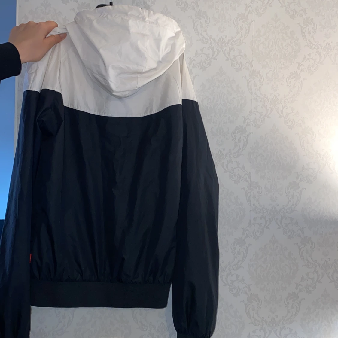 Snygg vindjacka från Nike  - 90