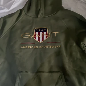 Gant hoodie  - Helt ny använd en gång