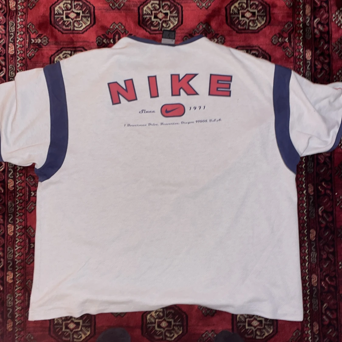Vintage Nike 90s tee! Cream