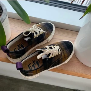 Eytys - Eytys i storlek 36 som nya! 