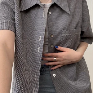 Kortärmad skjorta - Rutig kortärmad skjorta! Skön och i bra skick 👍