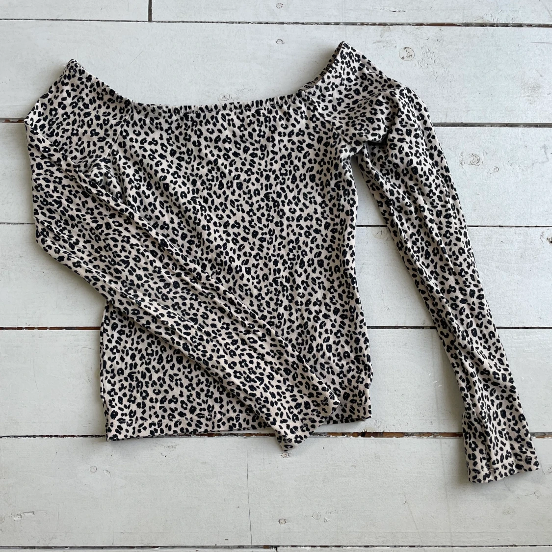 Leopard färgad tröja 