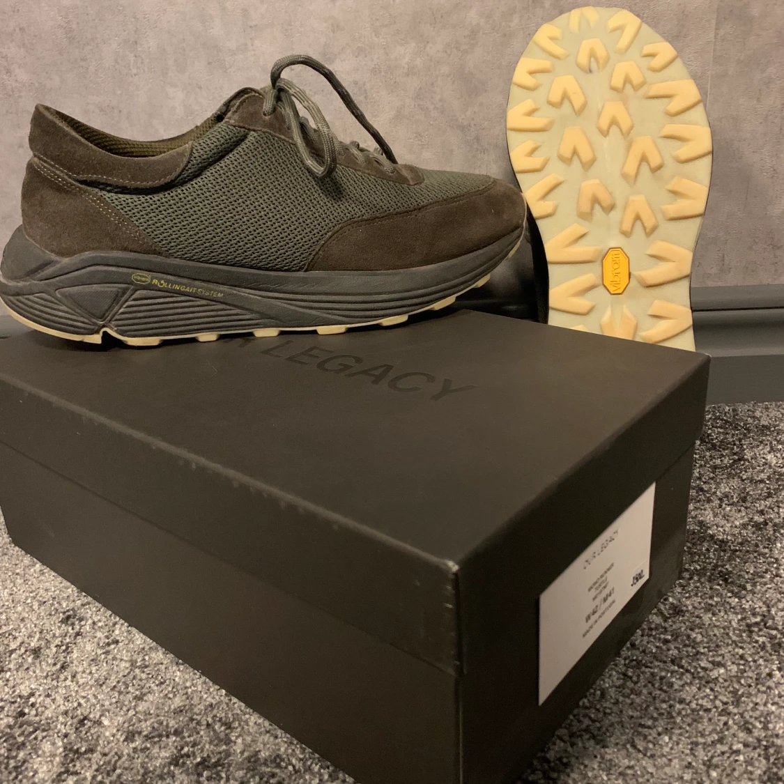 Our legacy - Mono runner - turtle  - 90