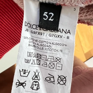 Dolce Gabbana hoodie - Dolce Gabbana hoodie passar L-XL (liknanade mönster bak) köpt i Paris