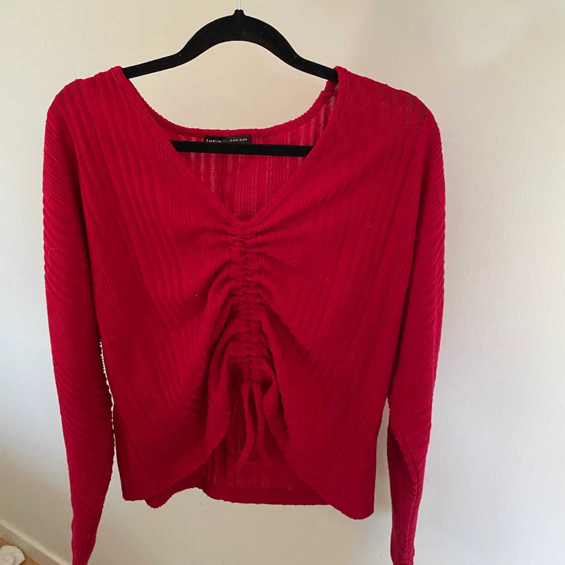 Röd tröja från Shein - 90