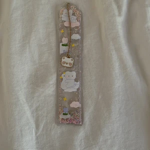 Linjal från kawaii - Linjal som inte används men är fett gullig💞