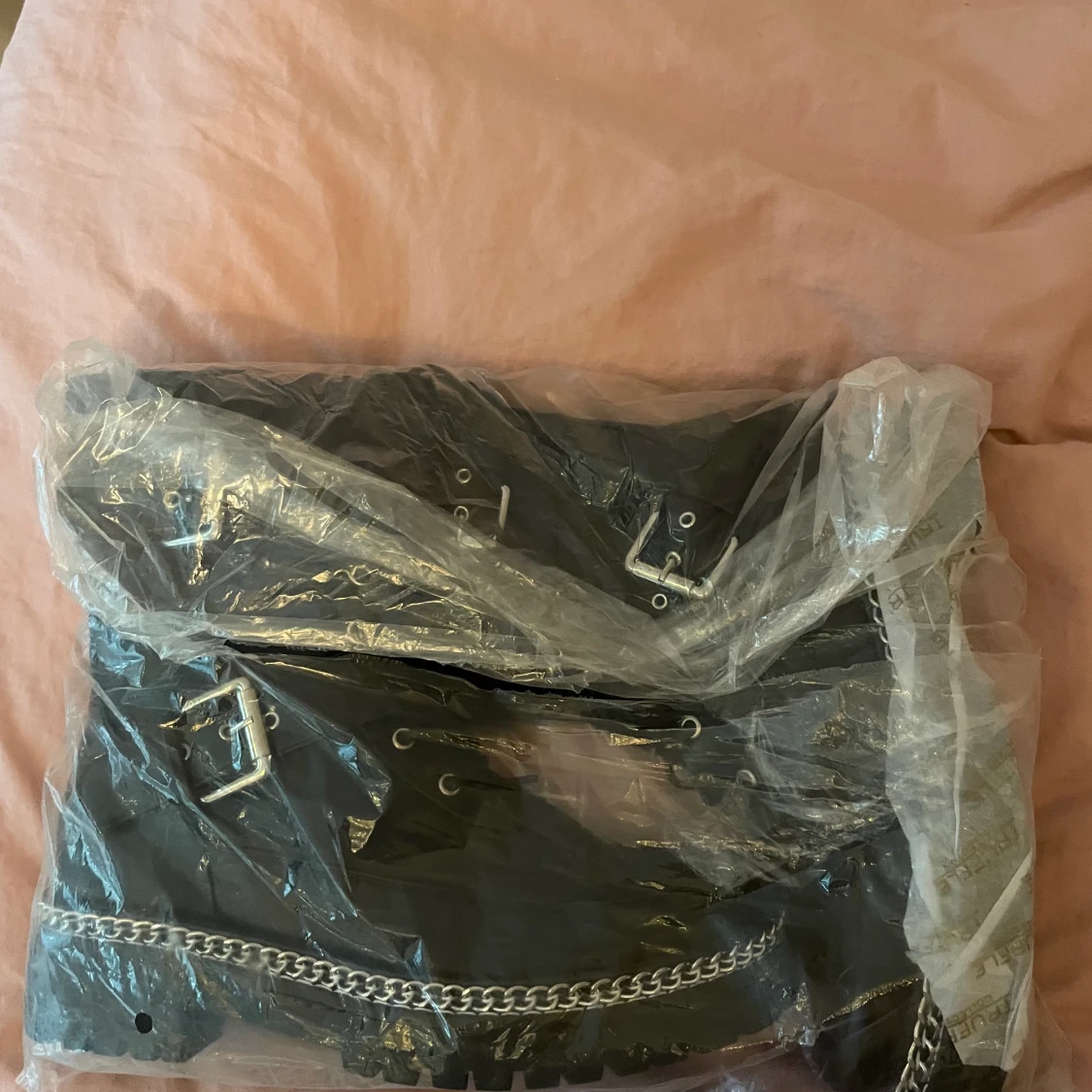 Helt oanvända kängor - 90