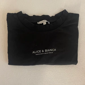 Alice och bianca merch - Har du sagt A får du säga B merch! Inte jäte använd! Köpare står för frakt💗