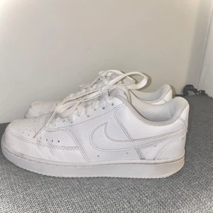Nike skor, strl 38 - Ett par nästan nya, Nike och strl 38