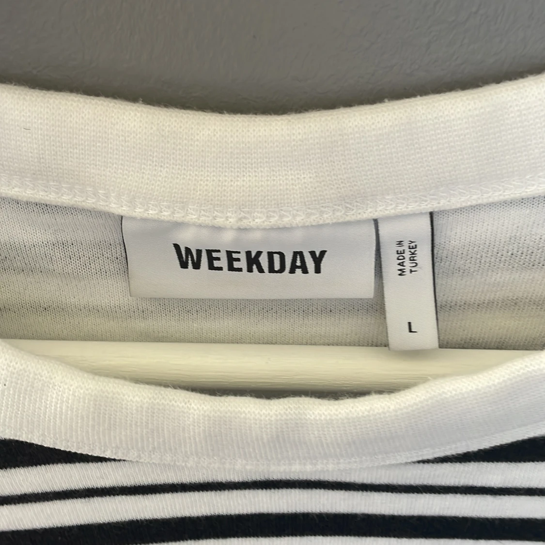 Weekday long sleeve  - 90