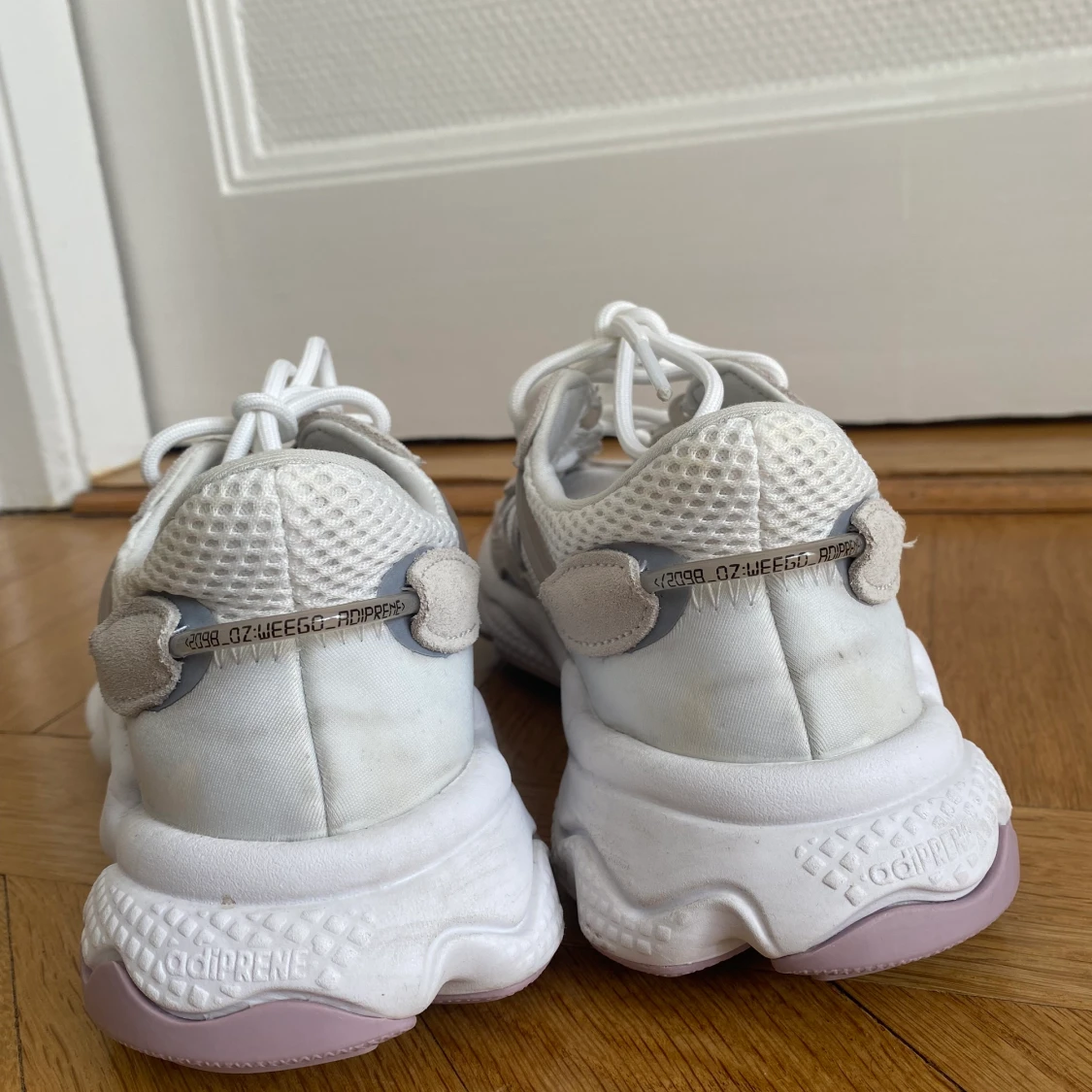 Adidas Ozweego  - 90