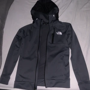 North Face zip hodie - North face oanvänd köpt från JD sports!