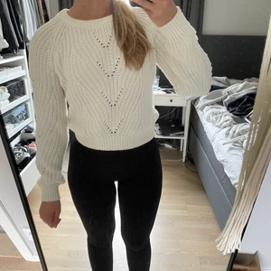 Stickad topp - Stickad tröja från Nelly i fint skick 