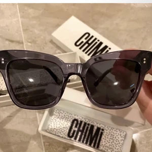 Chimi - Säljer dessa skit snygga chimis i modellen #005 då jag vill ha en anann modell❤️ super fint skick !!💓💓 buda gärna eller köpt direkt för 600☀️☀️