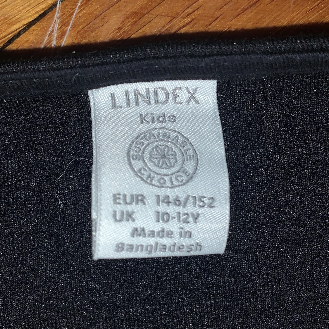 Lindex tröja i stl 10-12 år - 90