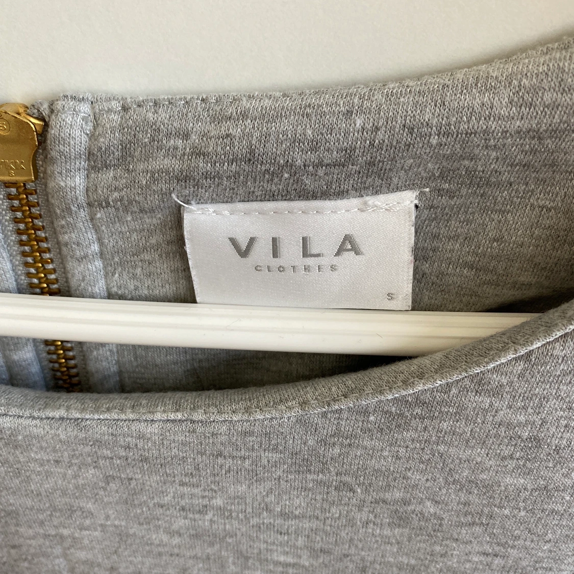 VILA grå klänning  - 91