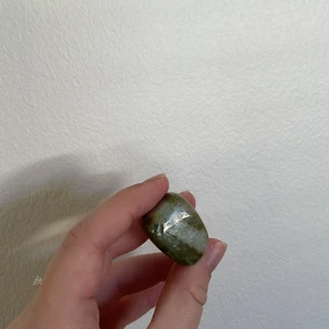 Grön jade - Kristall: Grön jade 💕