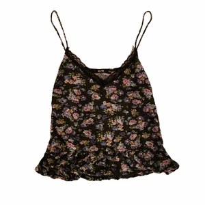 Topp - Jättesöt topp skriv till mig vid intresse