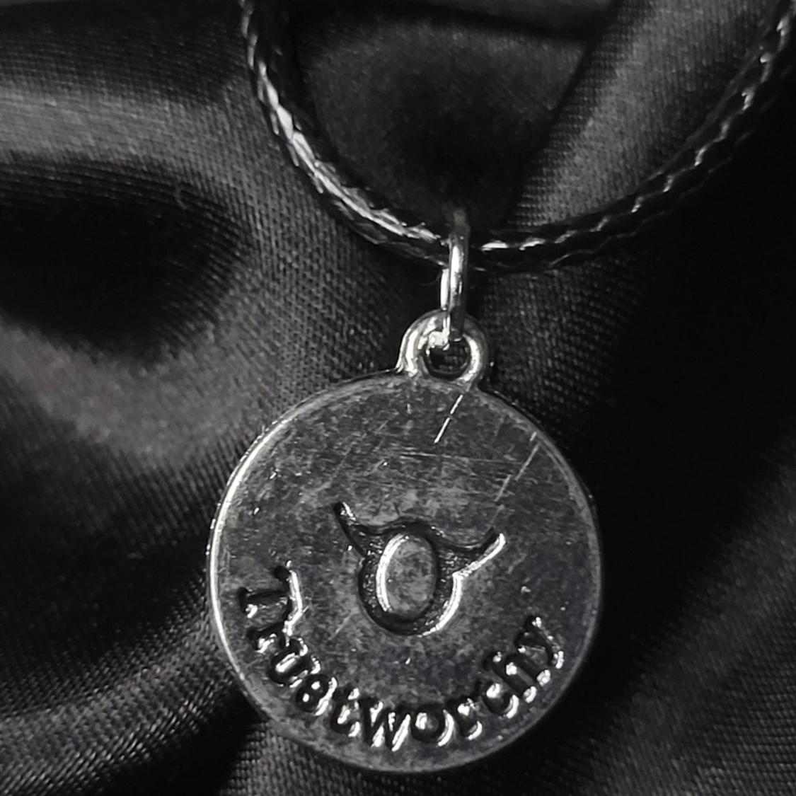 Taurus Halsband! ♉  - 90