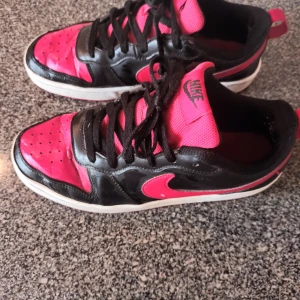 Nike - Fint skick. Storlek 40.