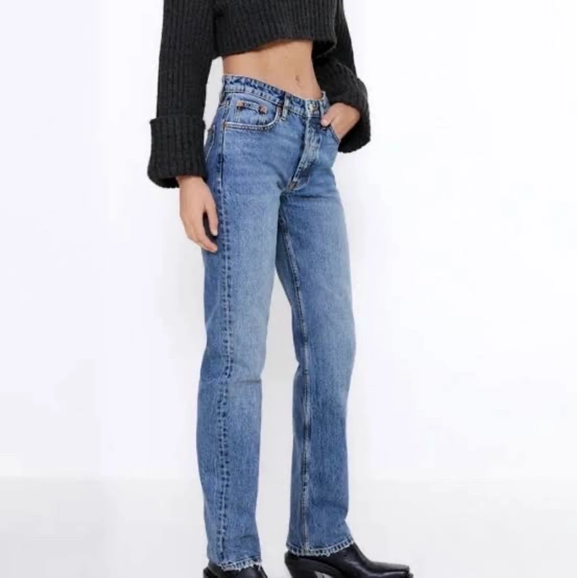 Mid rise jeans