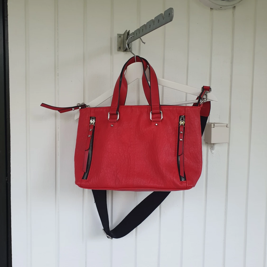 Helt oanvänd väska från Dondonna