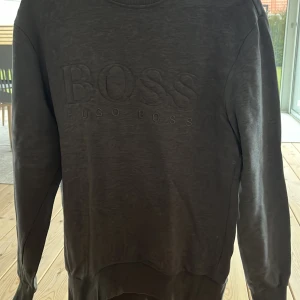 Hugo Boss tröja - Hugo Boss tröja i storlek S Bra skick