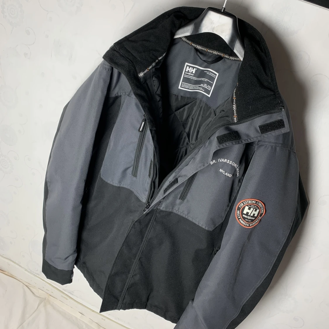 Helly Hansen Jacka [XL]