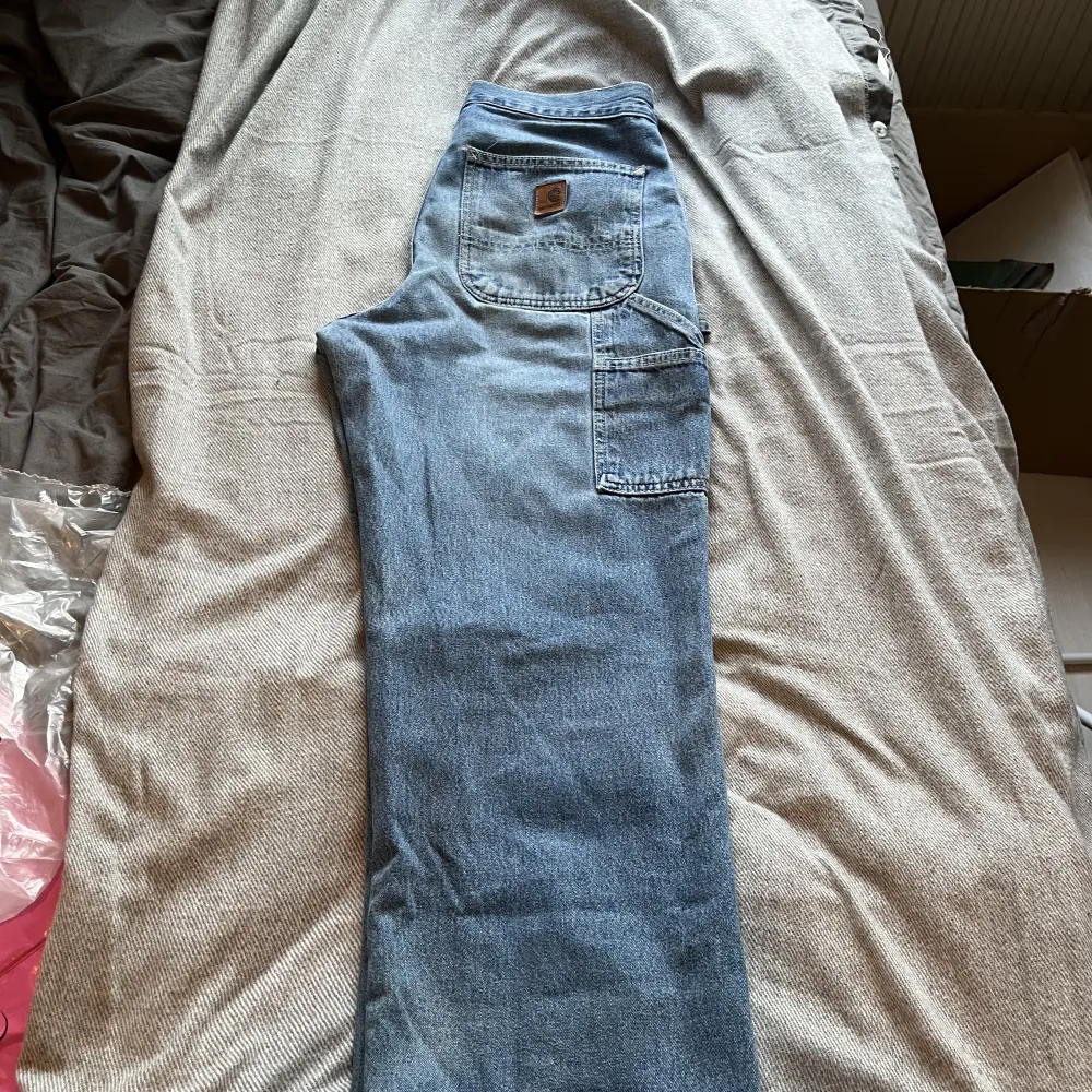 Vintage Carhartt Carpenter pants. I bra vintage skick inga hål eller liknande. Jeans & Byxor.