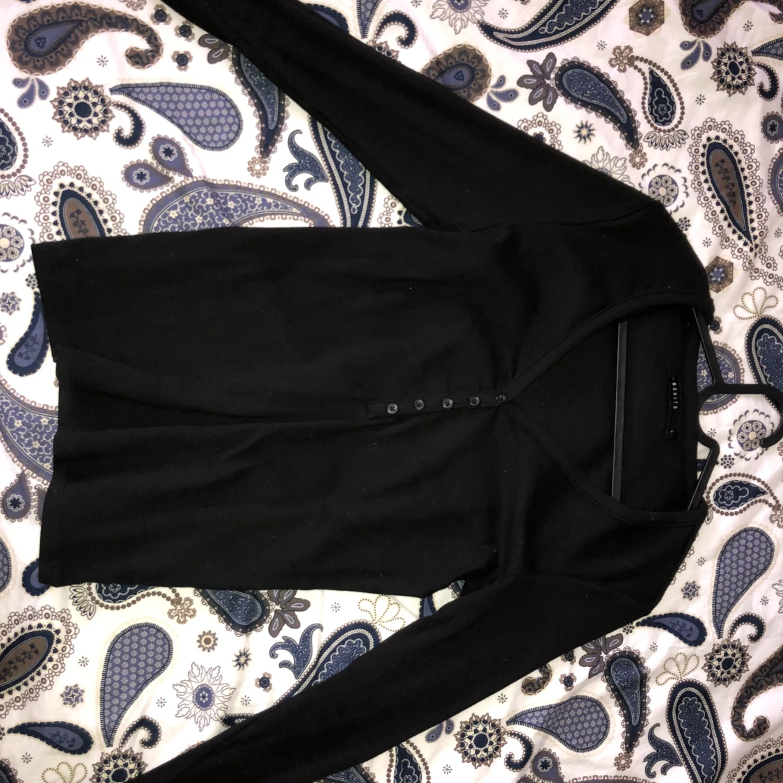 Tröja med knappar  - 90