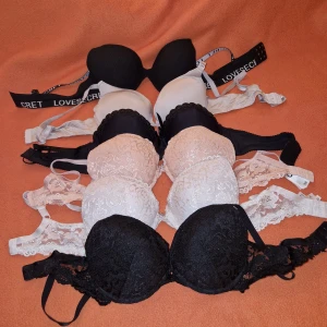 Bhar - Säljer några BHar i strl 75 c  100kr st eller alla 6 för 500  Kan hämtas i nacka  eller skickas mot frakt