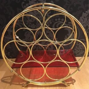 Vinställ - Hej jag säljer en jättefint vinställ