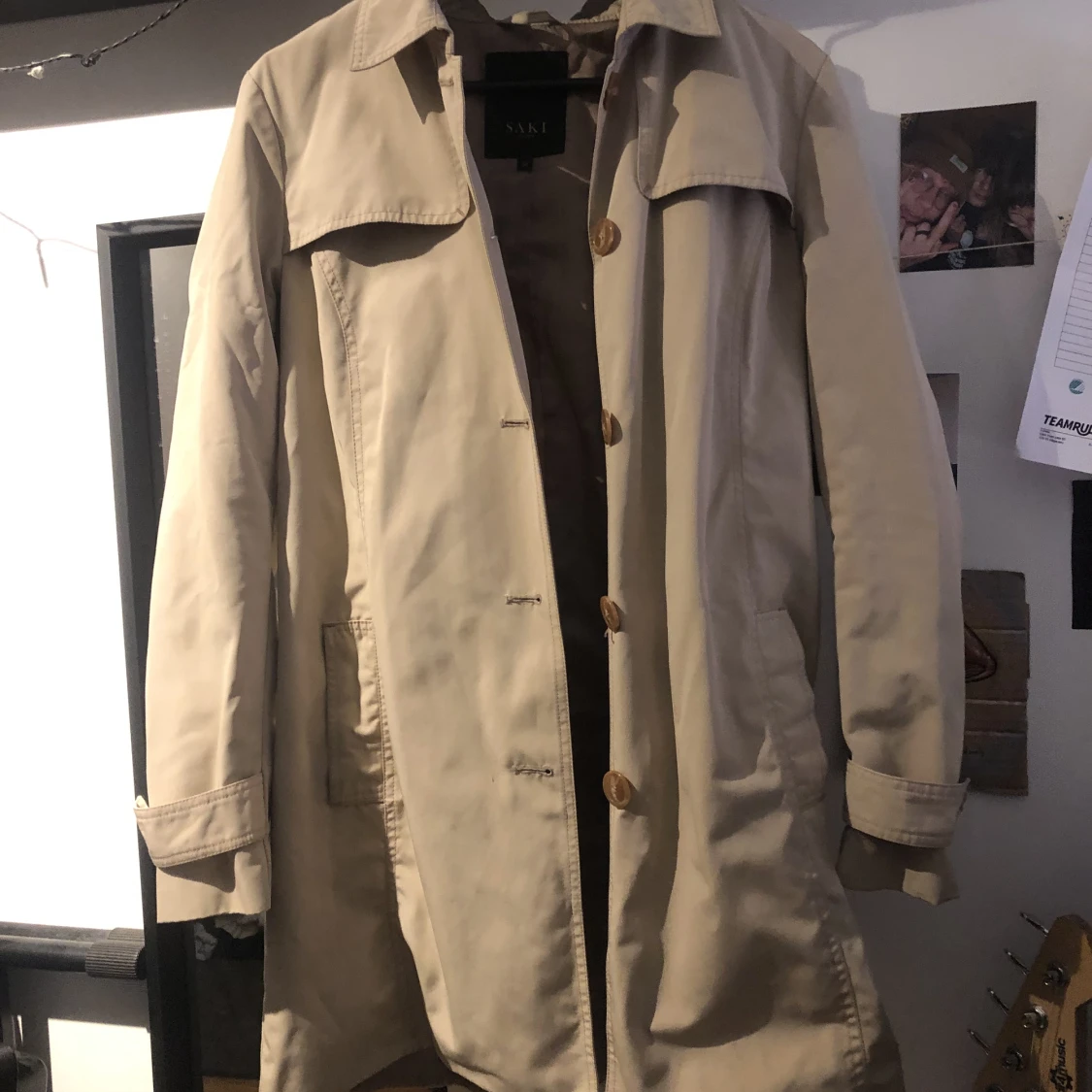 Beige trenchcoat  - 90