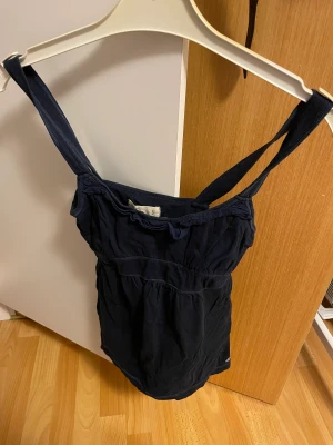 Babydoll linne från Hollister  - Babydoll linne från Hollister. Storlek S, använt några gånger.❣️