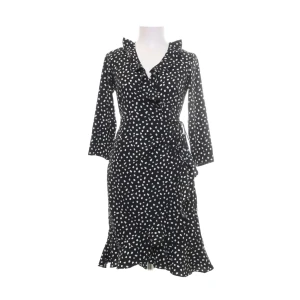 Omlottklänning  - En fin och härlig klänning ifrån vero Moda 