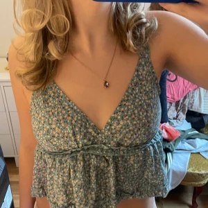 Sommar topp - Topp, kan mötas eller frakta😍❤️