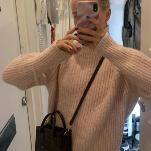 Stickad tröja - Rosa stickad tröja, fint skick!