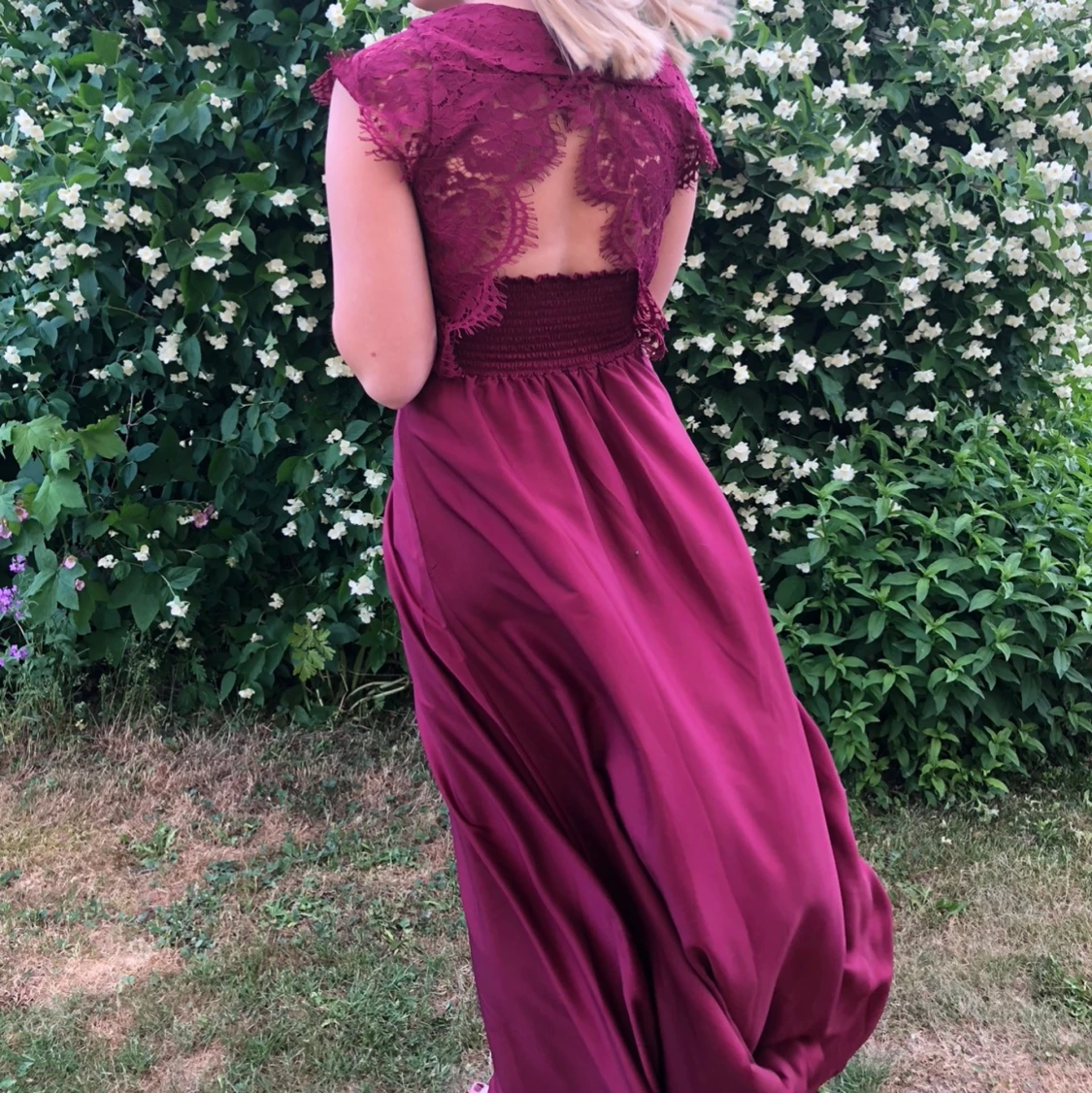 Vinröd balklänning  - 90