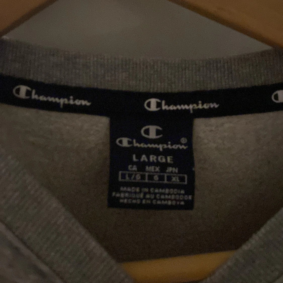 Champion tröja L - 90