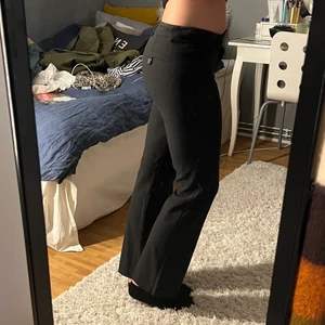 KOSTYMBYXOR - Snygga lowwaist kostymbyxor!!!