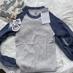Brandy Melville topp - Såld