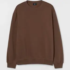 Säljer denna sköna bruna sweatshirt från herr avdelningen i storlek S. Säljer pga att den inte kommer till användning. Nypris:100kr⭐️⭐️