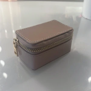 Necessär  - Mini necessär för smycken 