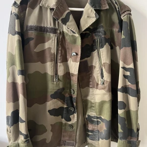 Vintage French Military Jacket  - Size M/L Vintage but good condition 