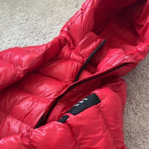 Peck performance jacka  - Säljer nu min favo jacka super fint skick 600 +frakt men snabb affär får man den för 400 +frakt 