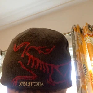 Arcterix mössa - Pris kan diskuteras 