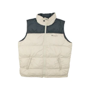 VINTAGE CHAMPION VEST - 164 - Vintage champion dunväst i storlek 164, passar däremot ungefär som en Medium (ej barnstorlek). Skriv för fler bilder/info! 