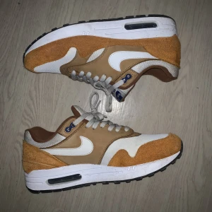 Nike air Max 1 ”curry” - Klassiker. Fint skick! Storlek 42,5